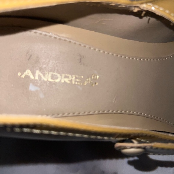 Andrea woman’s patent Mary Jane styled leather heels - Picture 8 of 14